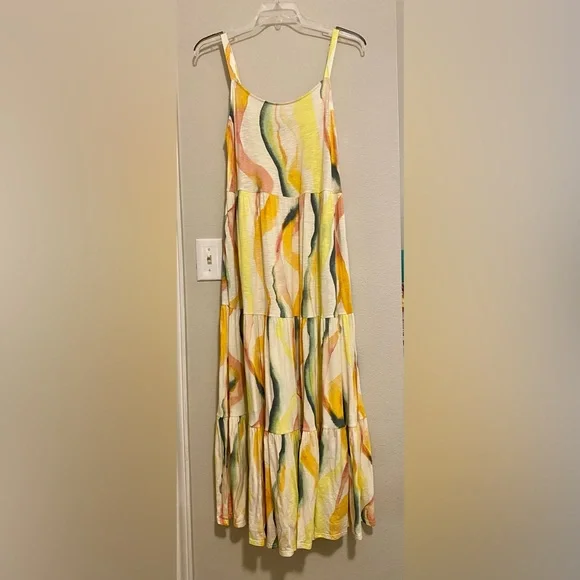 Torrid Colorful Abstract Tiered Maxi Dress - Size 1X - Picture 3 of 9